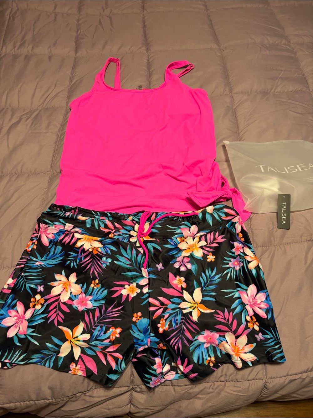 Women’s Pink Blouson Tankini Top with Black Floral Swim Shorts XL